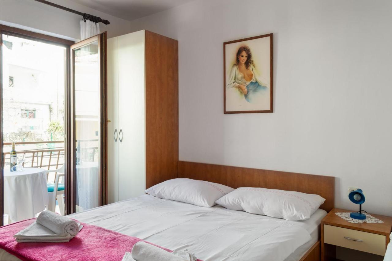 Niko Apartments Drvenik  Bagian luar foto