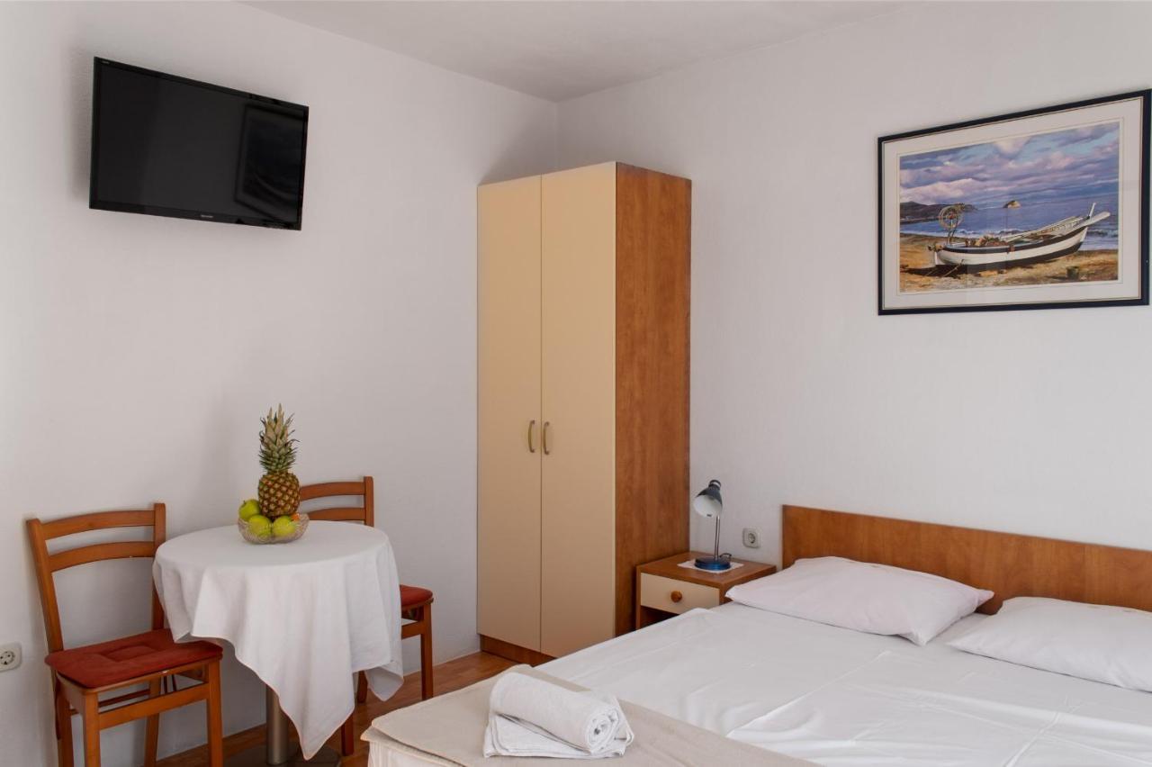 Niko Apartments Drvenik  Bagian luar foto