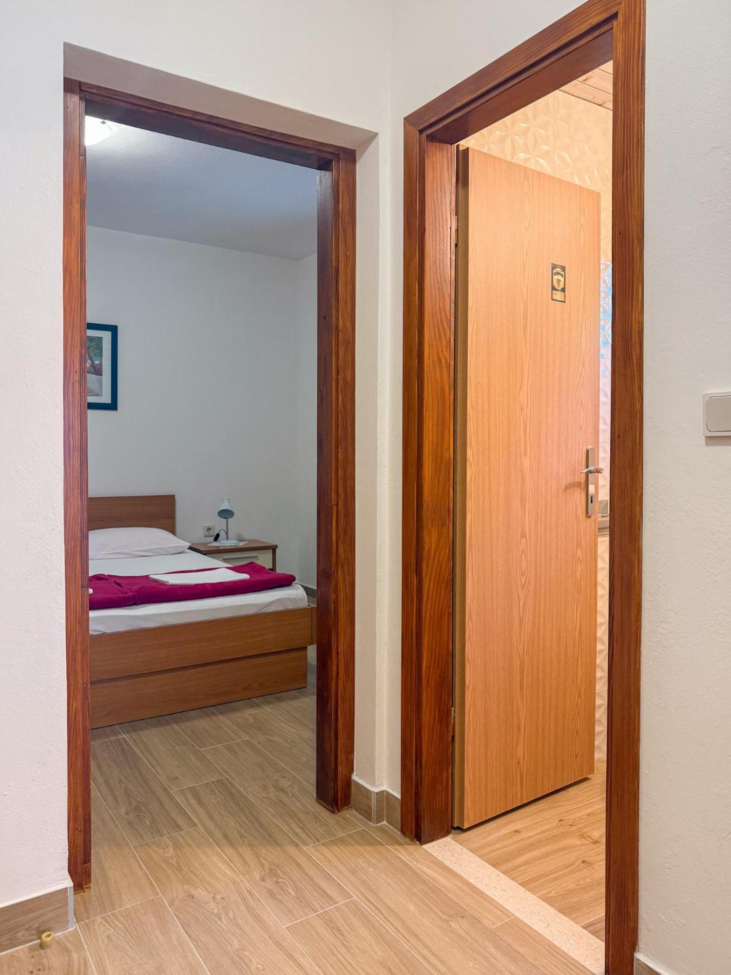 Niko Apartments Drvenik  Bagian luar foto